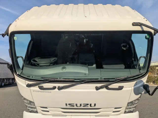 いすゞ フォワード LKG-FTR90T2(2WD)の写真44