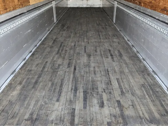 日野 プロフィア QPG-FW1EXEG(8x4)の写真11