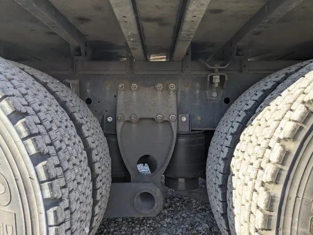 日野 プロフィア QPG-FW1EXEG(8x4)の写真27