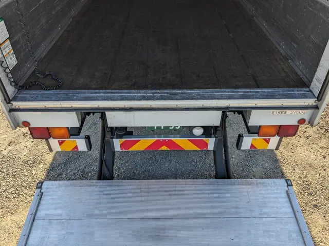 いすゞ フォワード TKG-FRR90S2(2WD)の写真13