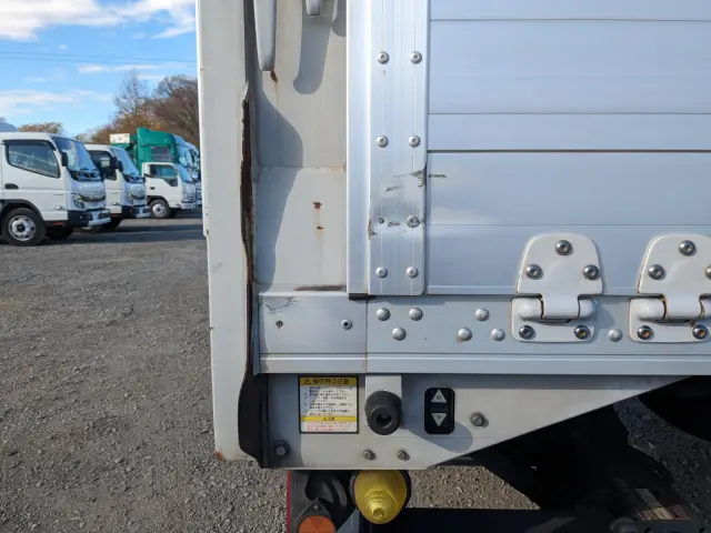 いすゞ フォワード TKG-FRR90S2(2WD)の写真29