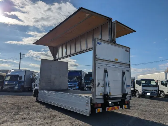 いすゞ フォワード TKG-FRR90S2(2WD)の写真36