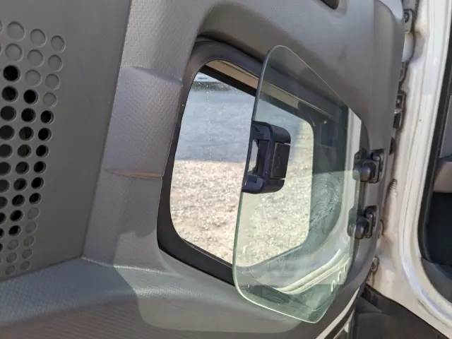 いすゞ フォワード TKG-FRR90S2(2WD)の写真41