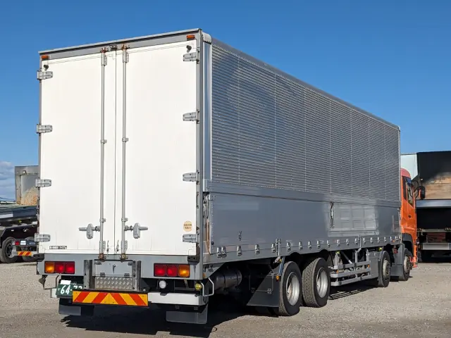 ＵＤ クオン QKG-CG5ZA(8x4)の写真4