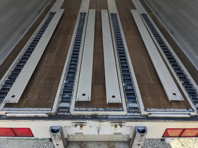 ＵＤ クオン QKG-CG5ZA(8x4)の写真10