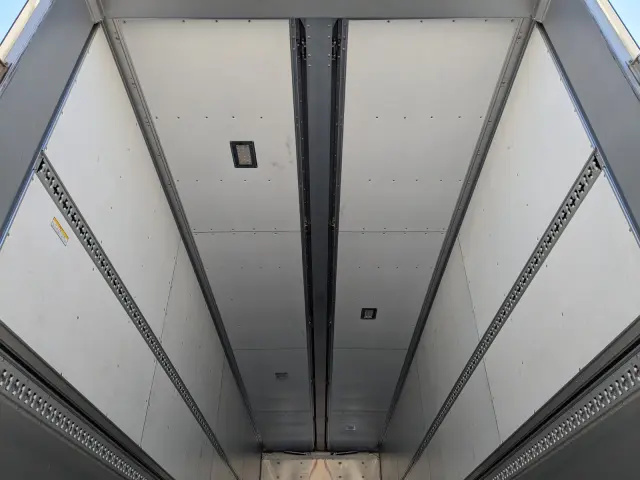 ＵＤ クオン QKG-CG5ZA(8x4)の写真13