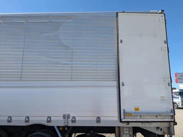 ＵＤ クオン QKG-CG5ZA(8x4)の写真20