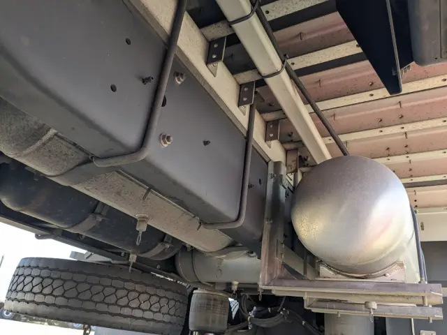 ＵＤ クオン QKG-CG5ZA(8x4)の写真32