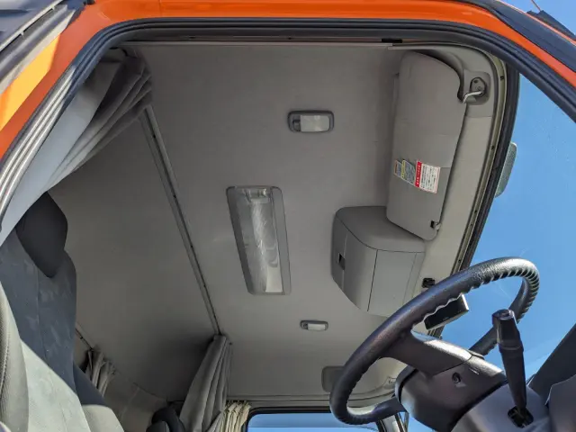 ＵＤ クオン QKG-CG5ZA(8x4)の写真37