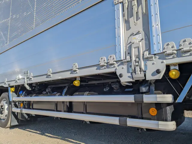 いすゞ ギガ 2PG-CYJ77D(8x4)の写真26