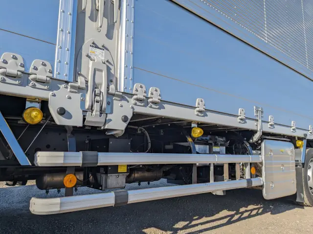 いすゞ ギガ 2PG-CYJ77D(8x4)の写真34