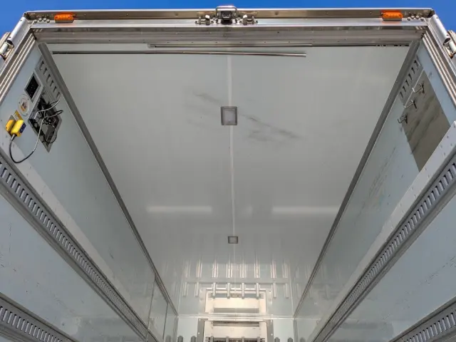 日野 デュトロ 2KG-FD2ABG(2WD)の写真11