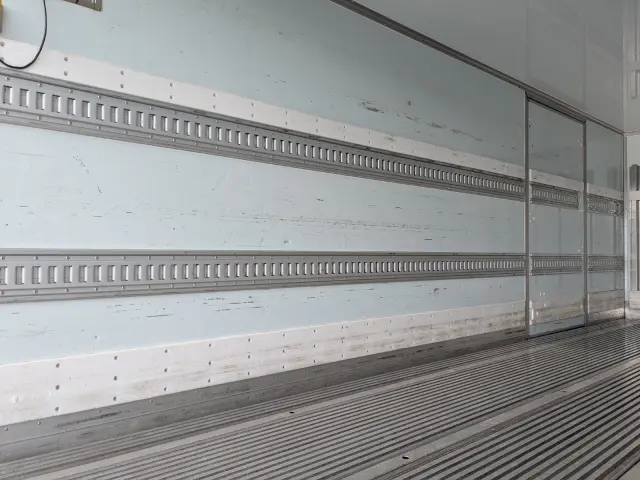 日野 デュトロ 2KG-FD2ABG(2WD)の写真15