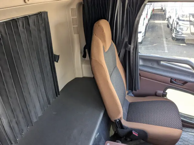 日野 デュトロ 2KG-FD2ABG(2WD)の写真38