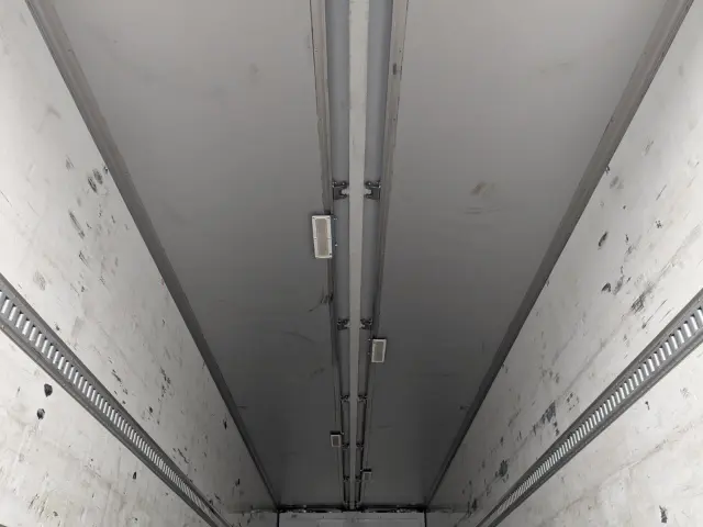 日野 プロフィア 2DG-FR1AHG(6x2)の写真15