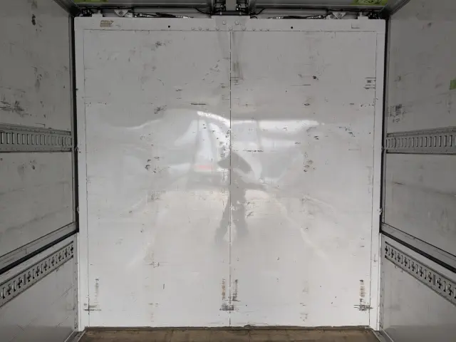 日野 プロフィア 2DG-FR1AHG(6x2)の写真17