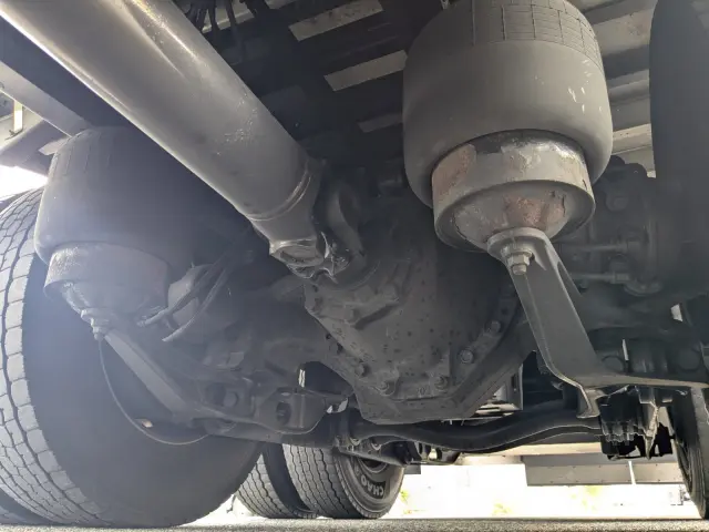 日野 プロフィア 2DG-FR1AHG(6x2)の写真24