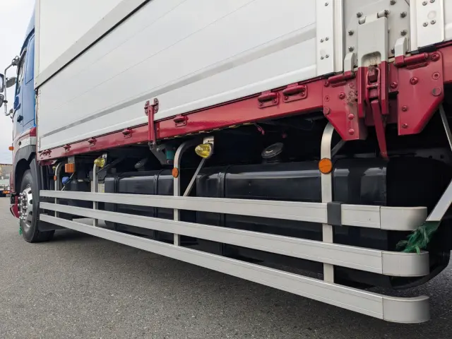 日野 プロフィア 2DG-FR1AHG(6x2)の写真25