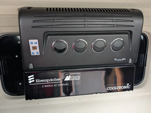 日野 プロフィア 2DG-FR1AHG(6x2)の写真33