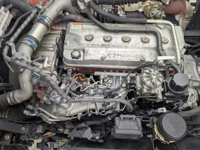 日野 プロフィア 2DG-FR1AHG(6x2)の写真37