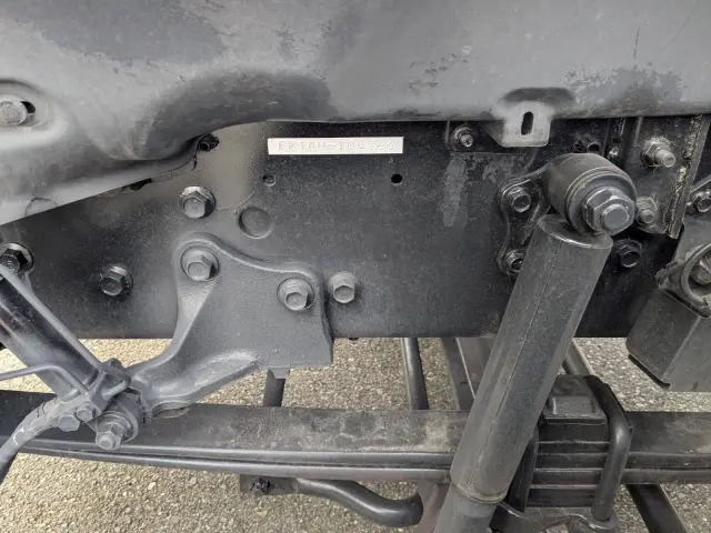 日野 プロフィア 2DG-FR1AHG(6x2)の写真38