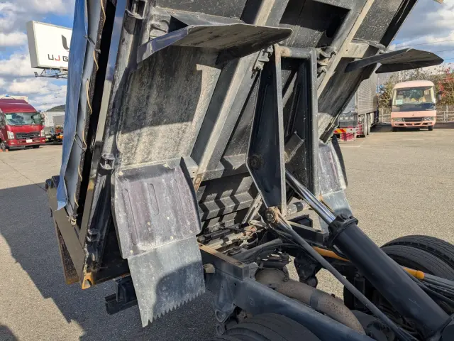 三菱 キャンター TKG-FBA60(2WD)の写真16