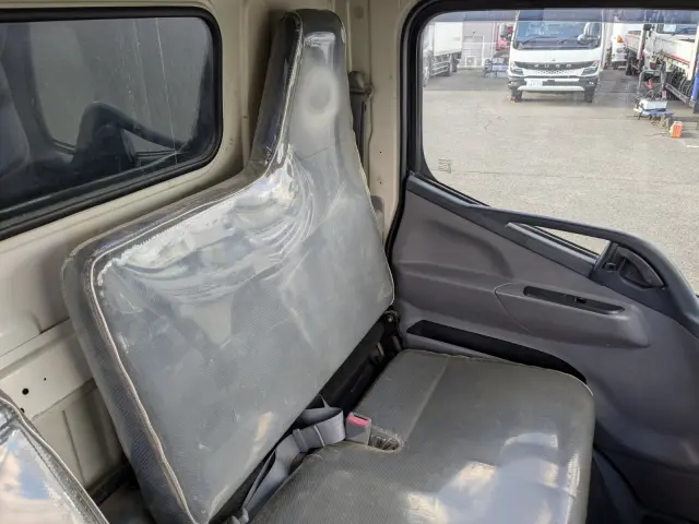 三菱 キャンター TKG-FBA60(2WD)の写真35