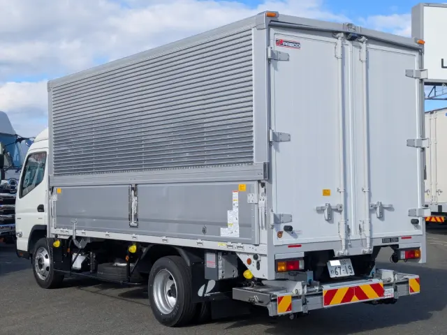 三菱 キャンター 2PG-FEB80(2WD)の写真5