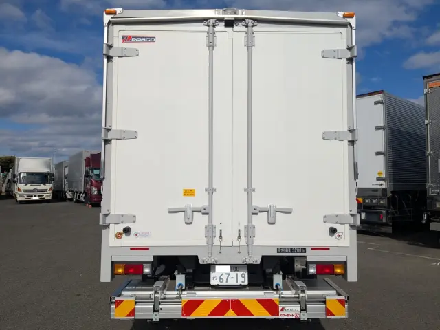三菱 キャンター 2PG-FEB80(2WD)の写真6