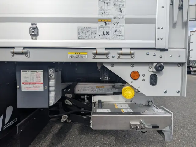 三菱 キャンター 2PG-FEB80(2WD)の写真23