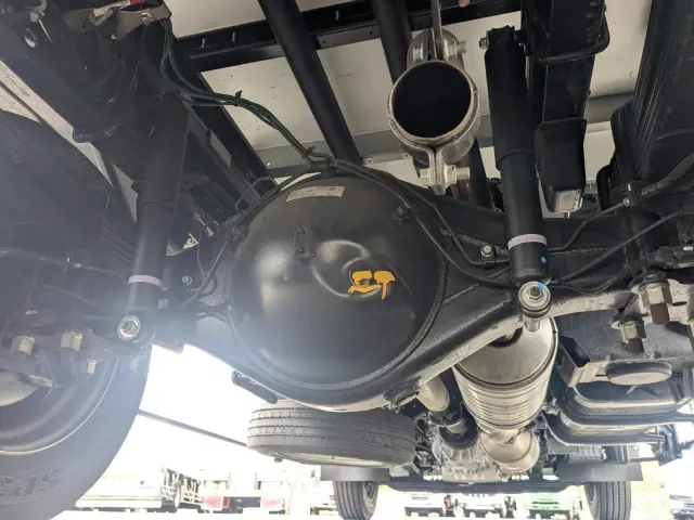 三菱 キャンター 2PG-FEB80(2WD)の写真30