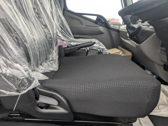 三菱 キャンター 2PG-FEB80(2WD)の写真34