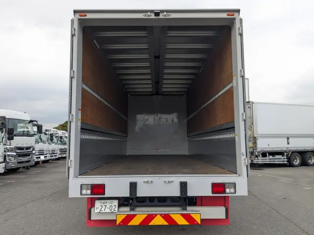 日野 レンジャー 2KG-FD2ABG(2WD)の写真9