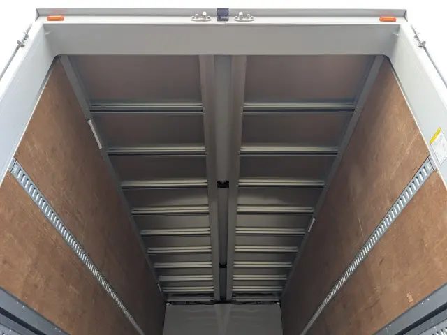 日野 レンジャー 2KG-FD2ABG(2WD)の写真10