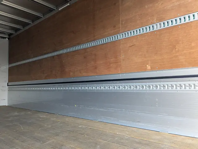 日野 レンジャー 2KG-FD2ABG(2WD)の写真12