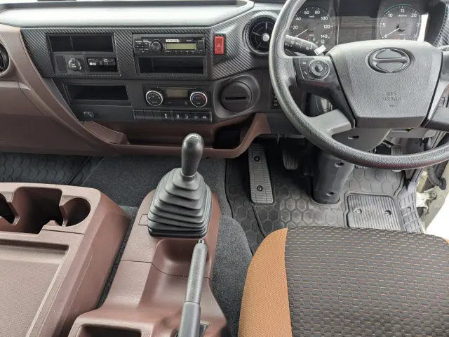 日野 レンジャー 2KG-FD2ABG(2WD)の写真30