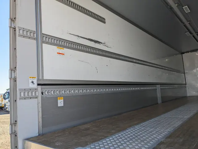 三菱 スーパーグレート 2PG-FS74HZ(8x4)の写真19