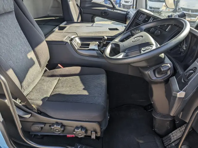 三菱 スーパーグレート 2PG-FS74HZ(8x4)の写真36