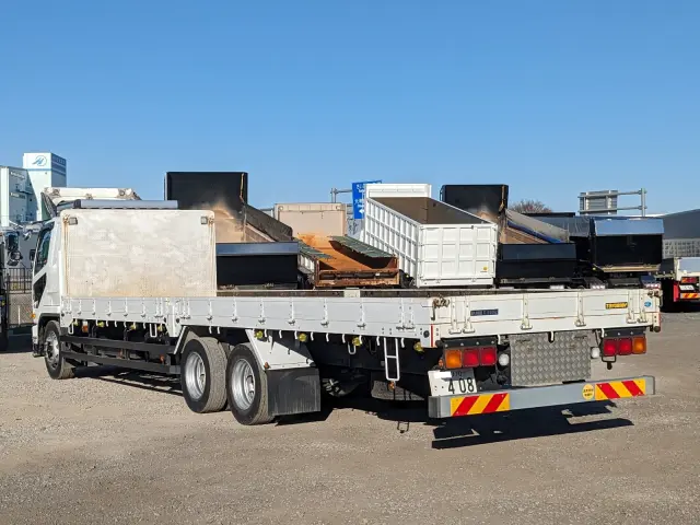 三菱 ファイター 2DG-FQ62F(6x4)の写真4