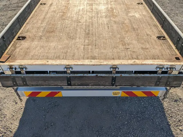 三菱 ファイター 2DG-FQ62F(6x4)の写真10