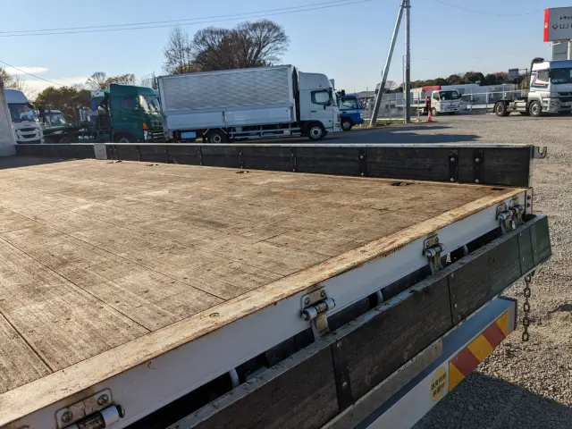 三菱 ファイター 2DG-FQ62F(6x4)の写真15