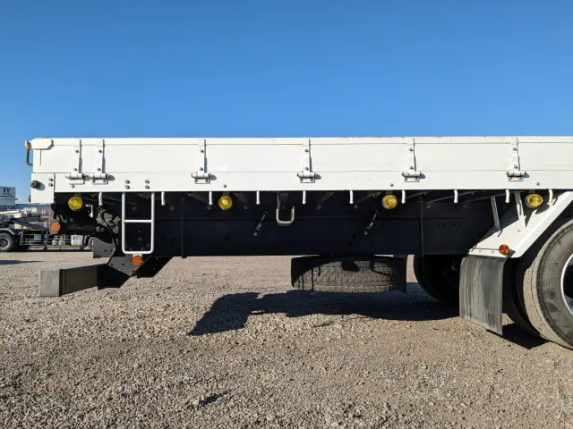 三菱 ファイター 2DG-FQ62F(6x4)の写真23