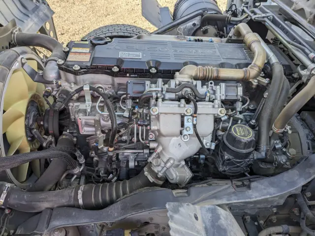 三菱 ファイター 2DG-FQ62F(6x4)の写真34