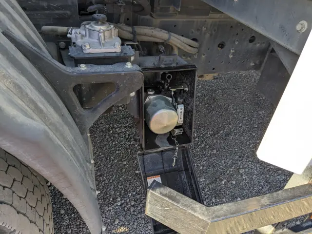 三菱 ファイター 2DG-FQ62F(6x4)の写真36