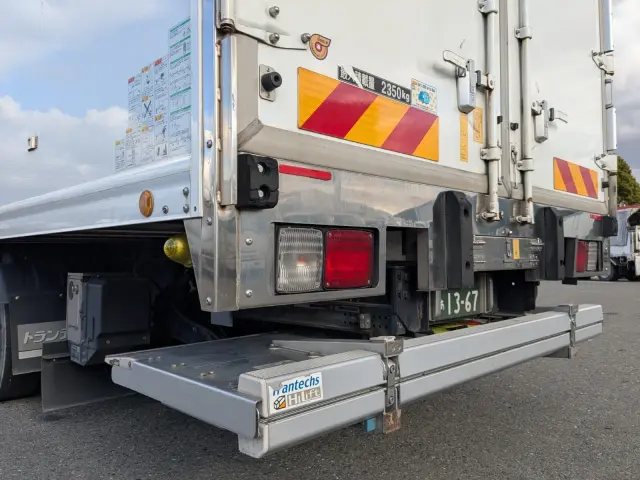 日野 プロフィア 2KG-FD2ABG(2WD)の写真6