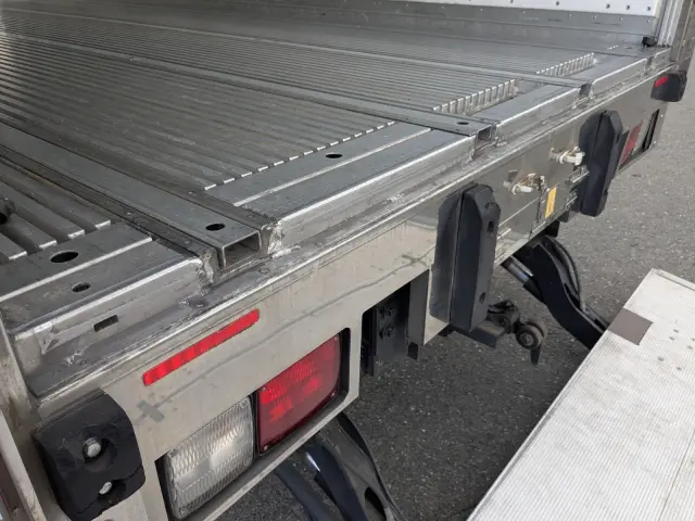 日野 プロフィア 2KG-FD2ABG(2WD)の写真11