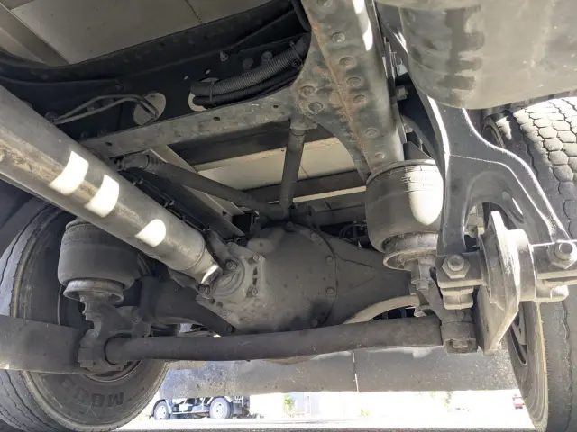 日野 プロフィア 2KG-FD2ABG(2WD)の写真26