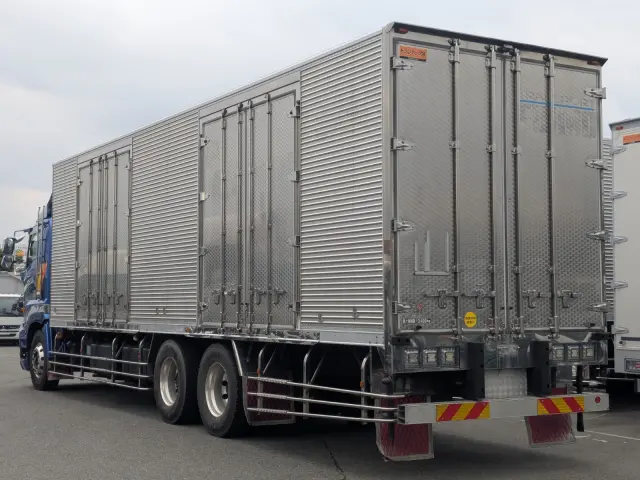 日野 プロフィア 2DG-FR1AHG(6x2)の写真5