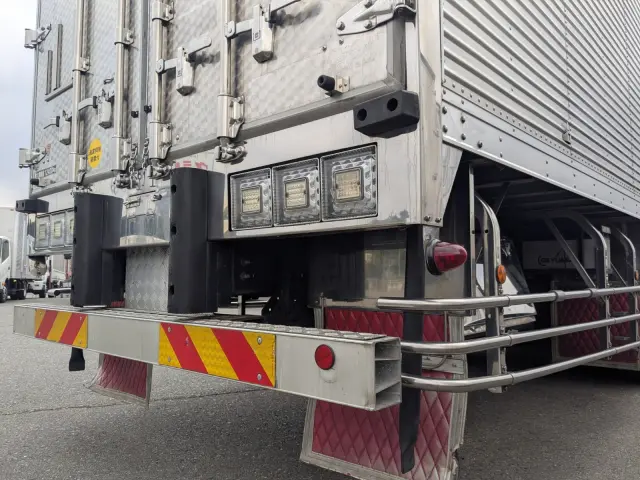 日野 プロフィア 2DG-FR1AHG(6x2)の写真8