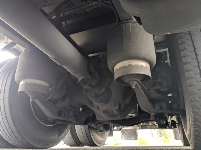 日野 プロフィア 2DG-FR1AHG(6x2)の写真25